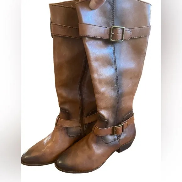 NWOT Gianni Bini tall riding boots, size 9.5