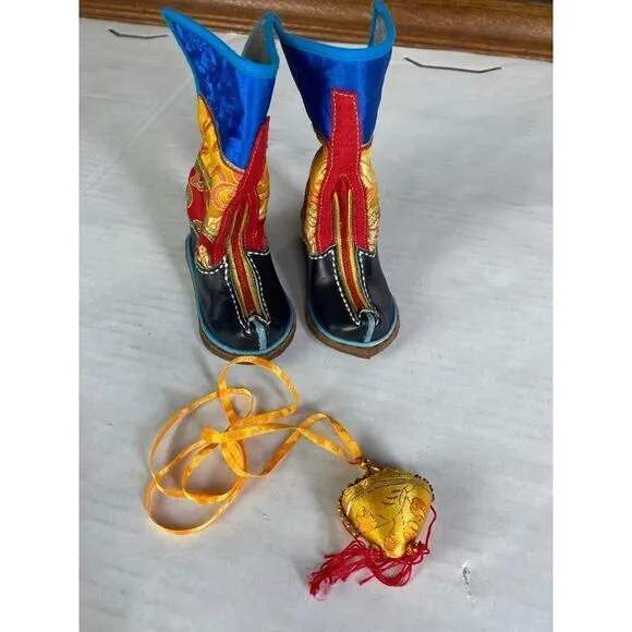 NWOT Handmade Colorful Mongolian Boots - Kids (Approx. Size 4 -see measurements)