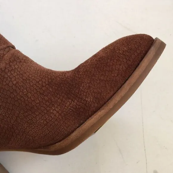 NWOT Isola Leather Boots