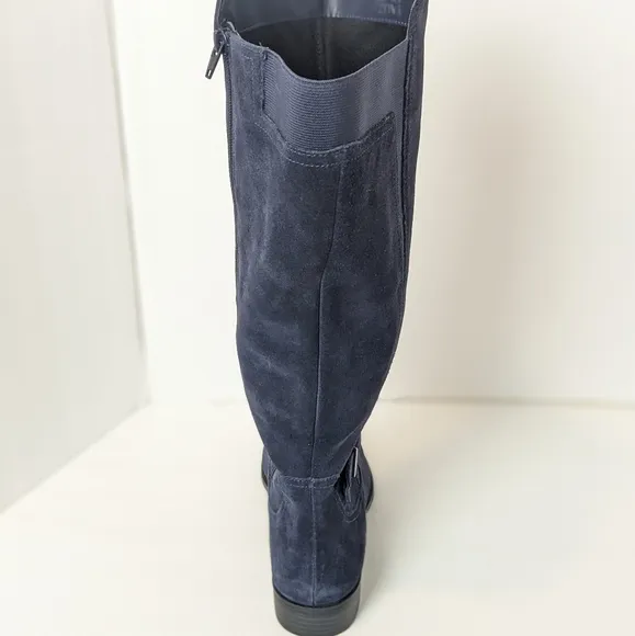 NWOT Naturalizer Jayden boots wide fit