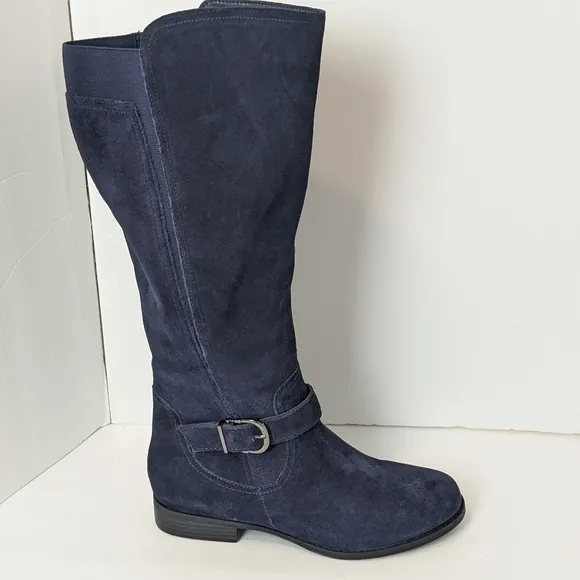 NWOT Naturalizer Jayden boots wide fit