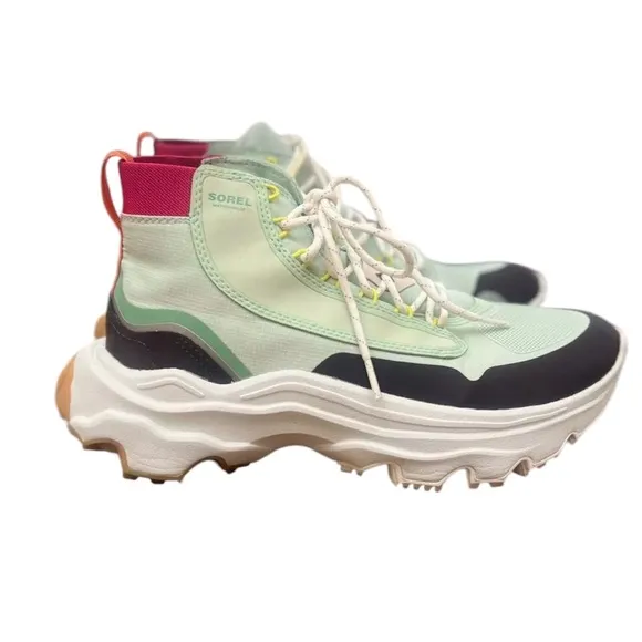NWOT Sorel Kinetic Breakthru Venture Mid Waterproof Shoe Sea Sprite/Sz 9