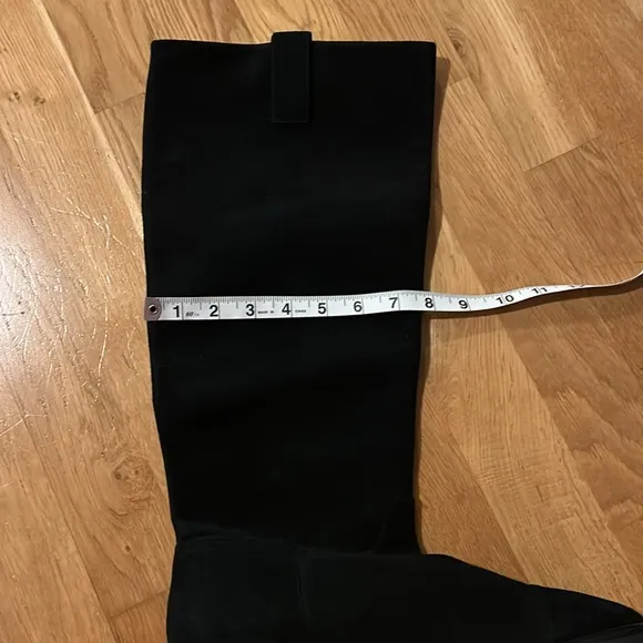 NWOT Stuart Weitzman Henley Suede Knee High Boots