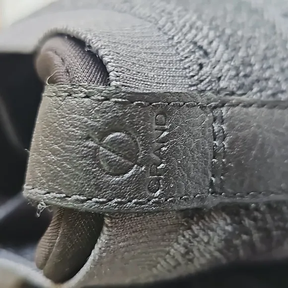 NWOT The Box Cole Haan Zerogrand Stitchlite Chukka Boots.
