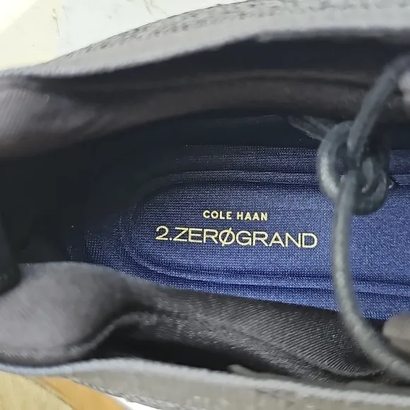 NWOT The Box Cole Haan Zerogrand Stitchlite Chukka Boots.
