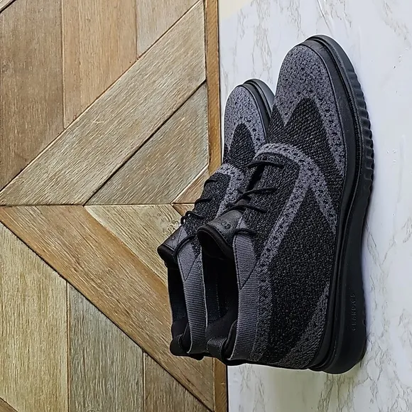 NWOT The Box Cole Haan Zerogrand Stitchlite Chukka Boots.