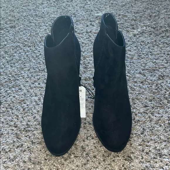 NWT Banana Republic Black Ankle Boots Sz 9