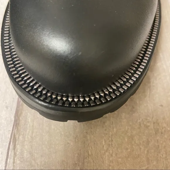 NWT Blondo Camila Leather Boots Size 8
