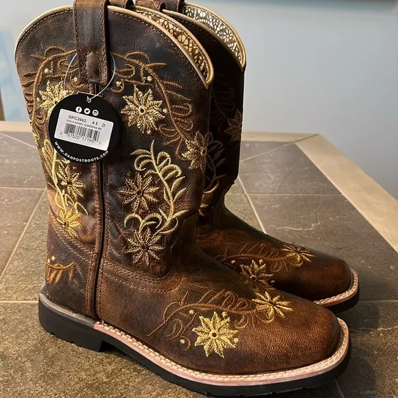 NWT Dan Post Youth Gardenia Honey Brown Leather Boots DPC3942 Size 4.5 D.
