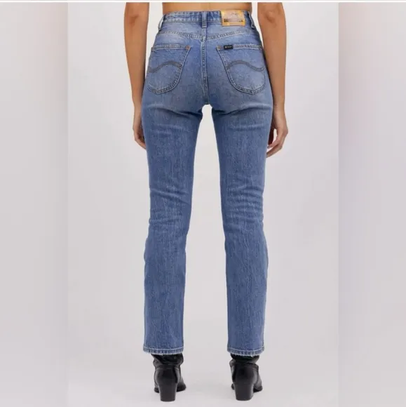 NWT Daydreamer x Lee High Rise Crop Boot in Blue