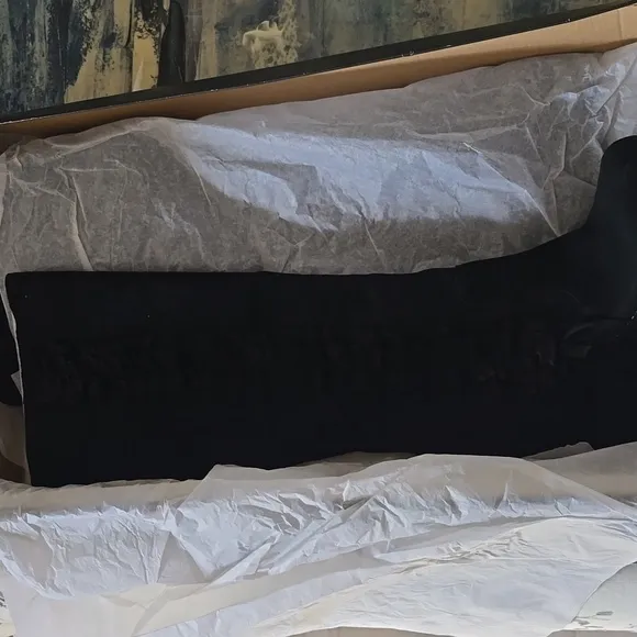 NWT, Elegant Black Knee-High Boots 7.5
