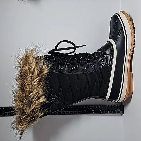 NWT Esprit Evelyn Snow Boots Calf Leather Faux Fur Water Resistant Thinsulate 8