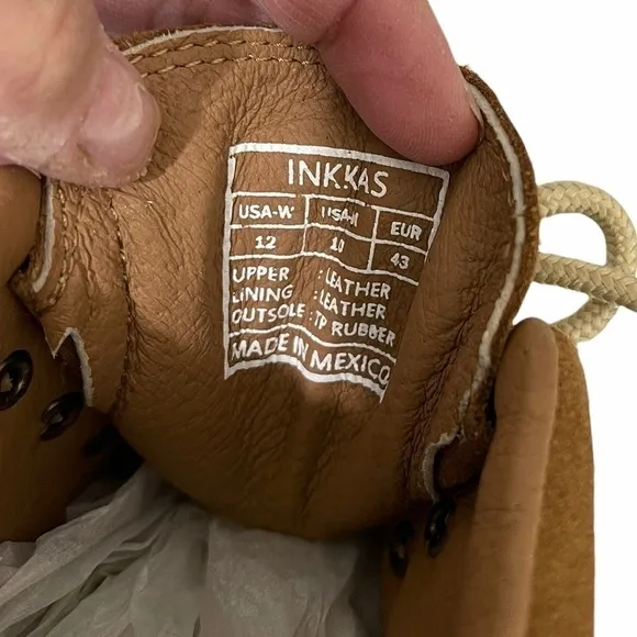 NWT- Inkkas Tan Suede camping boots. Size 12