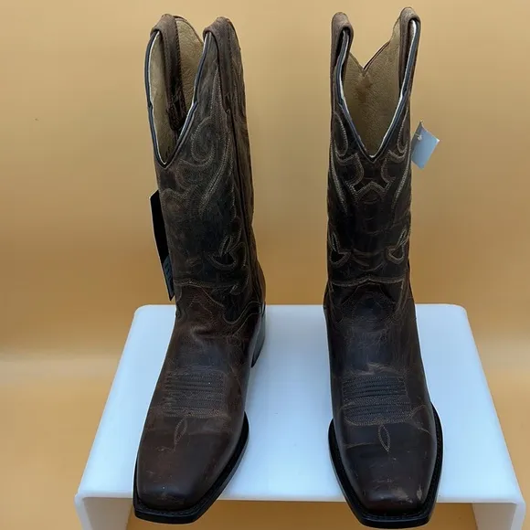 NWT J.B. Dillon Cowboy Boots Style: JBW2304 Size 10B