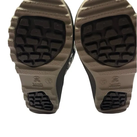 NWT Kamik Girl's Penny 3 Silver Waterproof Insulated Winter/Snow Boots Size 10