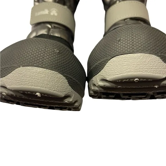 NWT Kamik Girl's Penny 3 Silver Waterproof Insulated Winter/Snow Boots Size 13