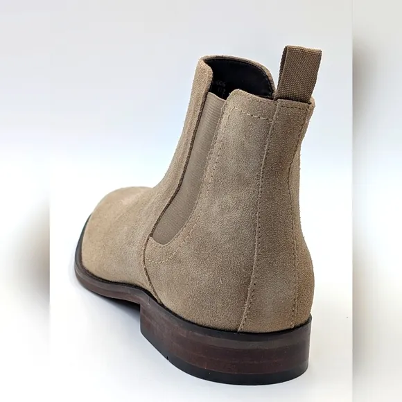 NWT SectionX Paxson Sand Suede Leather Memory Foam Chelsea Boots Size 12M