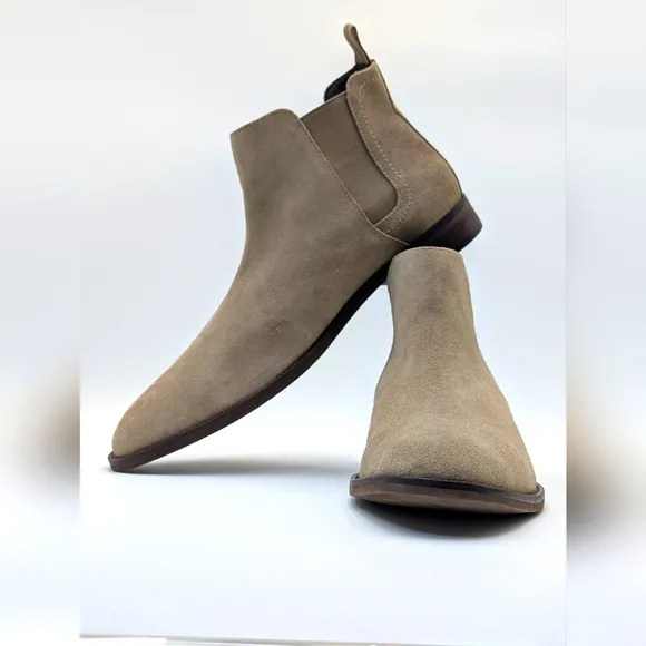 NWT SectionX Paxson Sand Suede Leather Memory Foam Chelsea Boots Size 12M