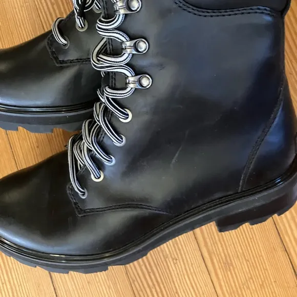 NWT SOREL Women’s Lenox Lace Up Waterproof Leather Combat Boots in Black Sz 12.