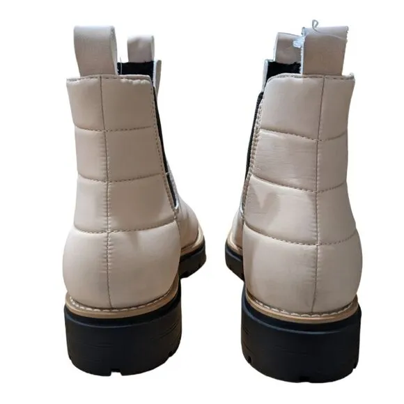 NWT Toms Women's Skylar Chelsea Boot Size 9.5
