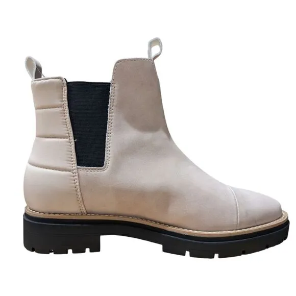 NWT Toms Women's Skylar Chelsea Boot Size 9.5