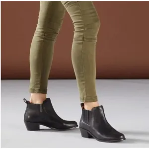 NWT Vionic Joy Bethany Waterproof Leather Boots 6 Black Booties Ankle Western