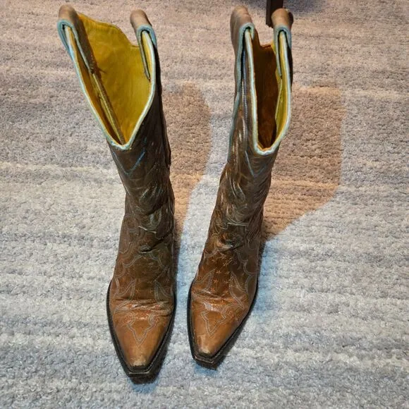 Old Gringo Boots western cowboy  cowgirl boots brown Leather 7B