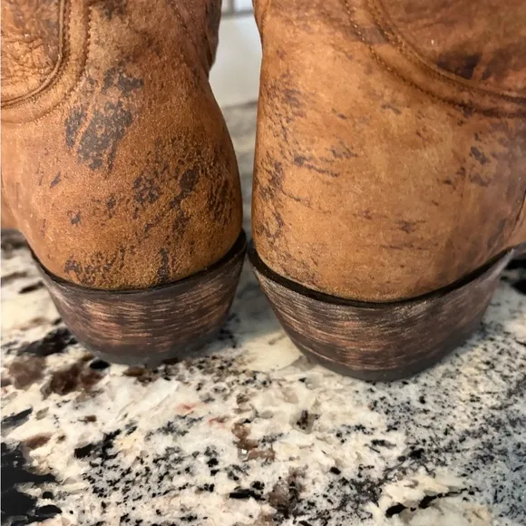 Old Gringo Leopardito YP boots. SZ 10