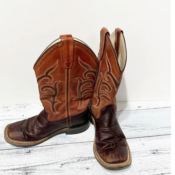 Old West Kids' 8&quot; Square Toe Boots - Distressed Cowboy Boots Sz 4