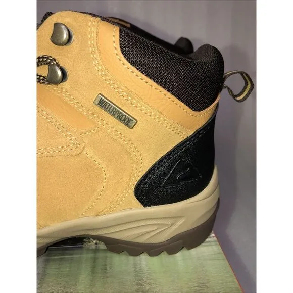Ozark Trail M OT Free Edge Hiker Suede Wheat Boots Men's Size 7 Waterproof NEW