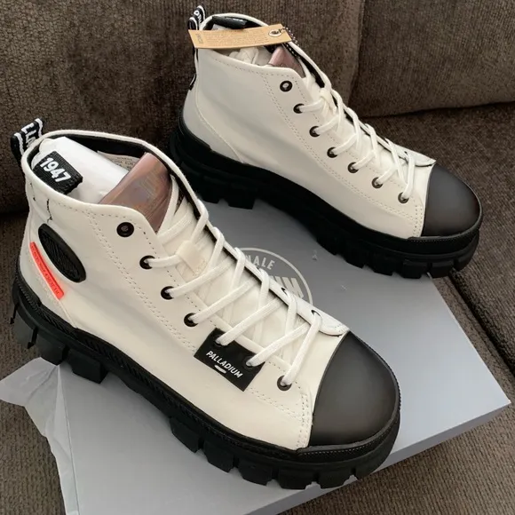 Palladium Women's Size 8.5 Revolt Hi TX Platform Boots Star White NIB 🌴