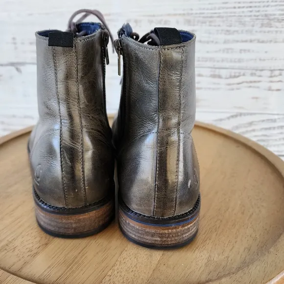 Paruno women's gray leather boots size 9