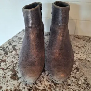 Paul Green Ankle Boots Gray Metallic color size 6UK/8.5 US