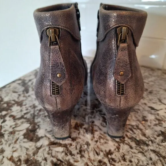 Paul Green Ankle Boots Gray Metallic color size 6UK/8.5 US