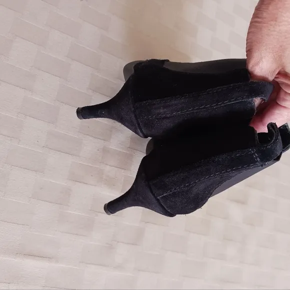 Pedro Garcia Suede Heeled Ankle Boots