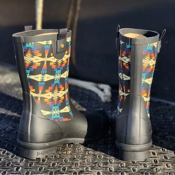 Pendleton Tucson Mid Rain Black Boots Size 10 NIB