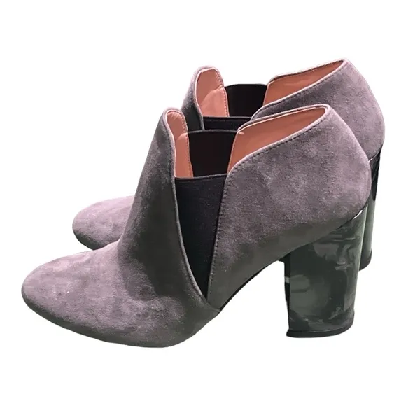 Phoebe women’s Grey Suede Ankle &amp; Bootie Boots Size 7.