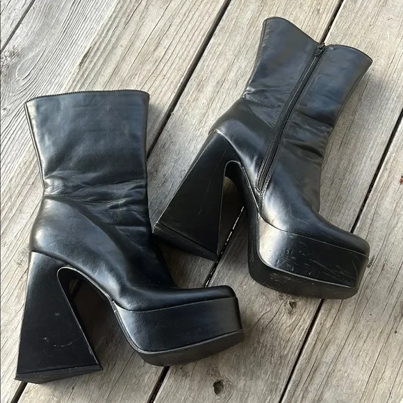 Pink Kiss Black Platform Flare Heel Ankle Boots Retro Y2K Goth Chunky Heels 8.5