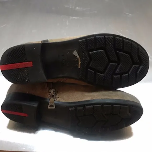 Prada kids boots suede 31
