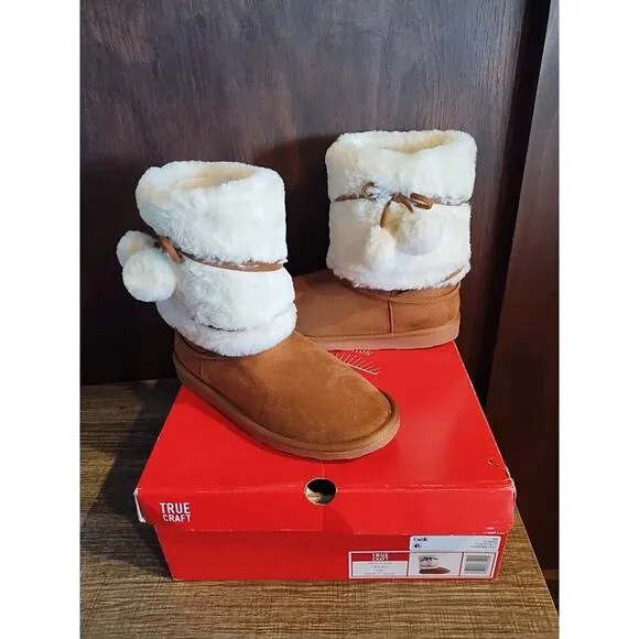 Pull On Snow Boots Chestnut Brown Size 5 Youth Girls Fur trim Vegan Pom Poms