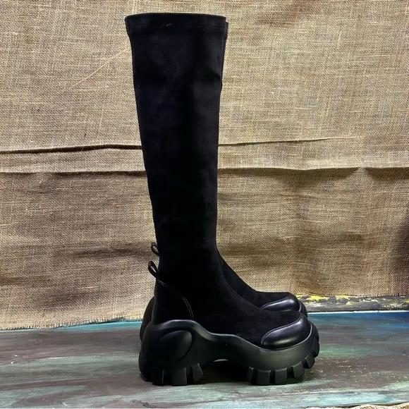 Pull on Vegan Leather Knee-High Chunky Platform Boots size 8 (39) NWOT
