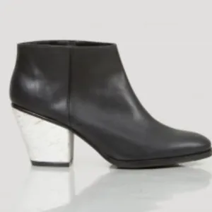 Rachel Comey Mars Leather Cork Ankle Boots 6.5 Booties Black