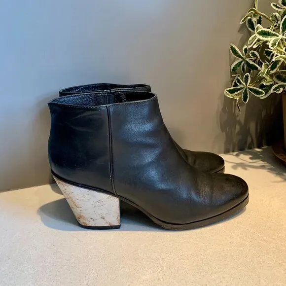 Rachel Comey Mars Leather Cork Ankle Boots 6.5 Booties Black