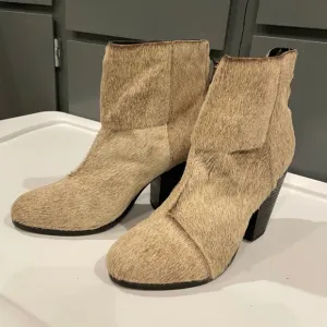 Rag &amp; Bone Fur Ankle Boots (US 9)