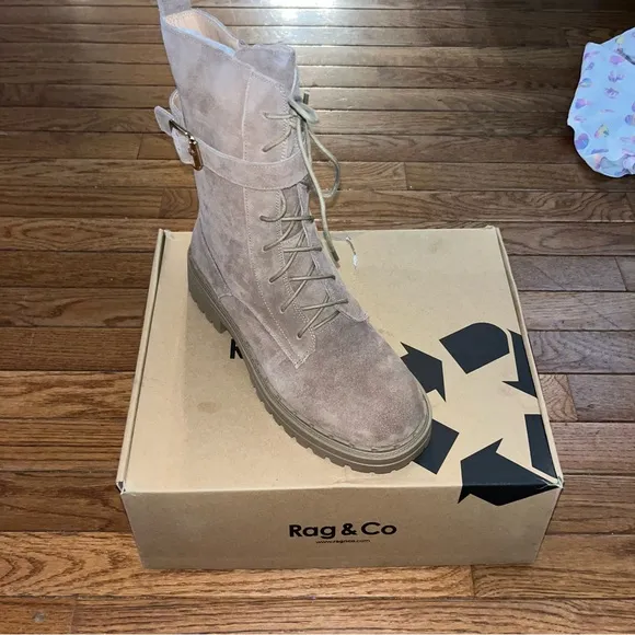 Rag &amp; Co Tan Suede Kasper Combat Boots Lace Up Style Zipper Women’s Size 8