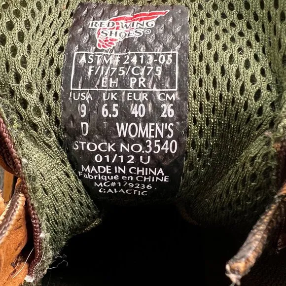 Red Wing King Toe Boots 3540 Women size 9 Waterproof Non Metallic Toe