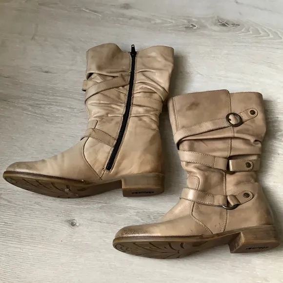 Rieker Remonte Dorndorf boots distressed straps