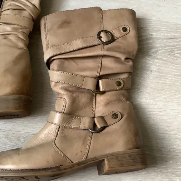 Rieker Remonte Dorndorf boots distressed straps