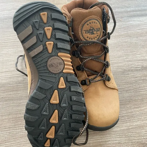 Rocky Kids Boots in Brown and Black