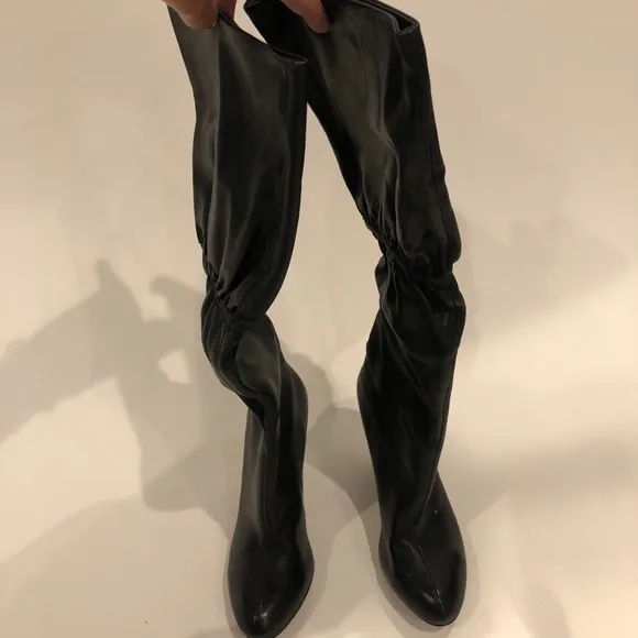 Rosegold Perry NWT Black Leather Boots